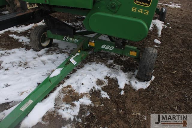 Image of E-Z Trail 680 equipment image 1