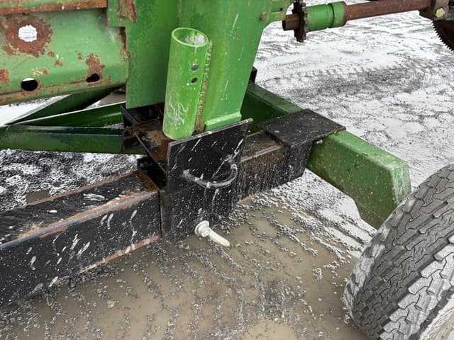 Image of E-Z Trail 680 equipment image 2