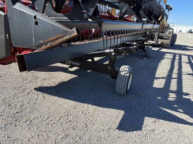 Image of E-Z Trail 680 equipment image 4