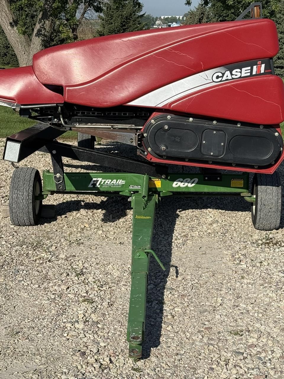 E-Z Trail 680 Equipment Image0