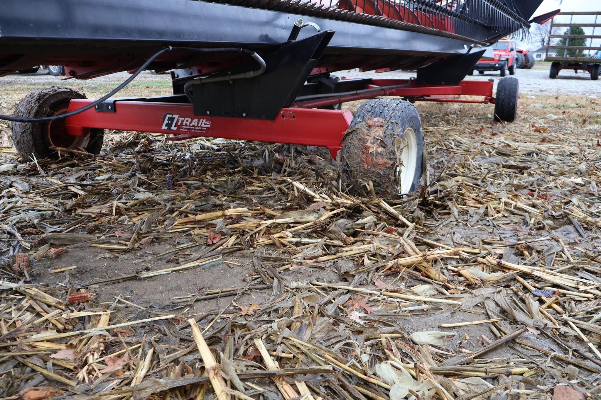 E-Z Trail 680 Equipment Image0