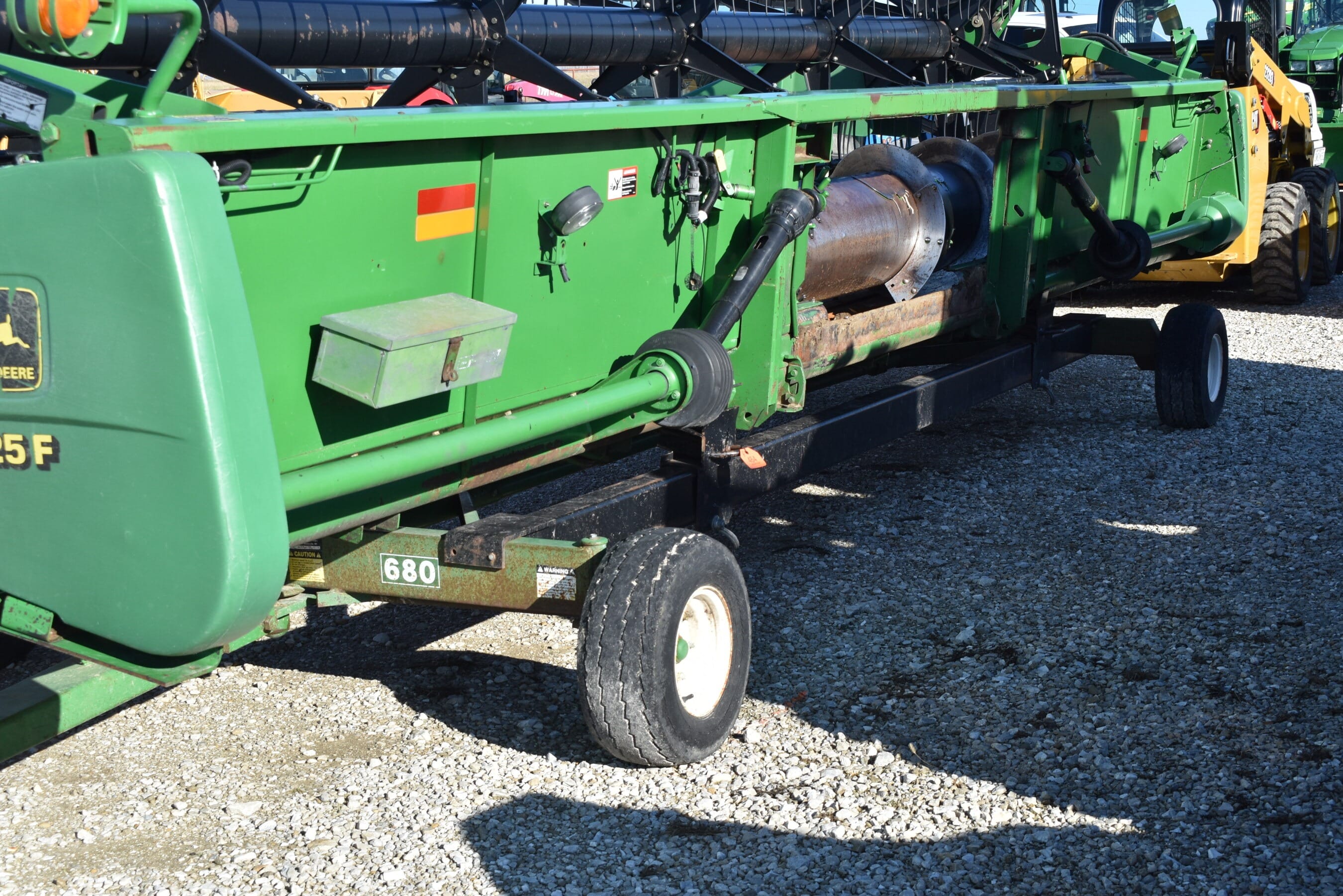 E-Z Trail 680 Equipment Image0