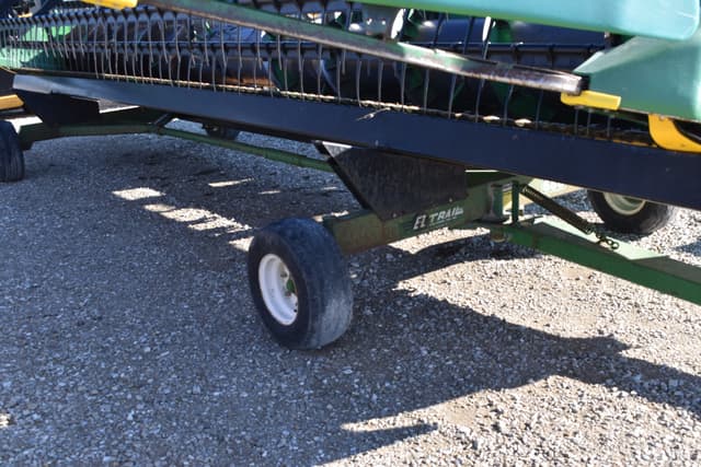 Image of E-Z Trail 680 equipment image 3