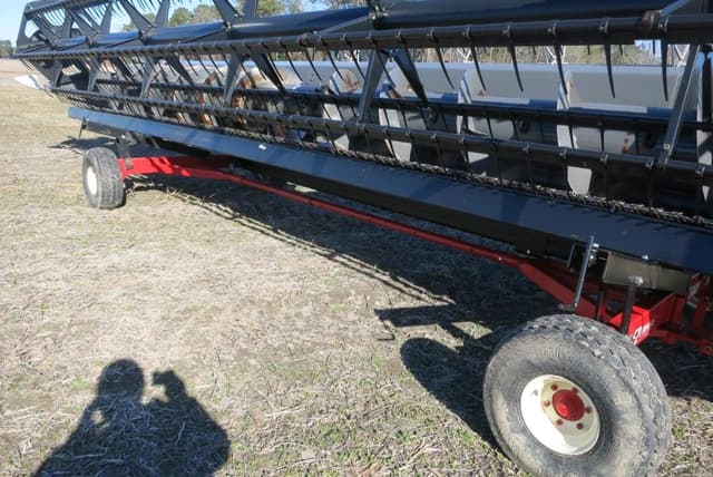 Image of E-Z Trail 680 equipment image 2