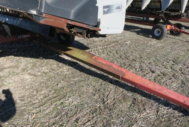 Image of E-Z Trail 680 equipment image 1