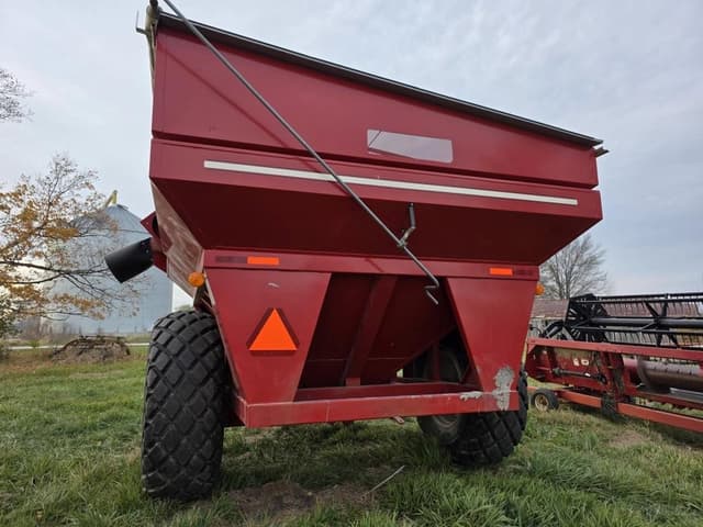 Image of E-Z Trail 710 equipment image 2