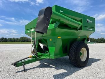 Main image E-Z Trail 710