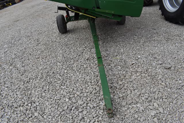 Image of E-Z Trail 880 equipment image 1