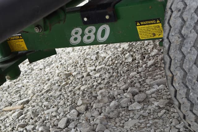 Image of E-Z Trail 880 equipment image 3