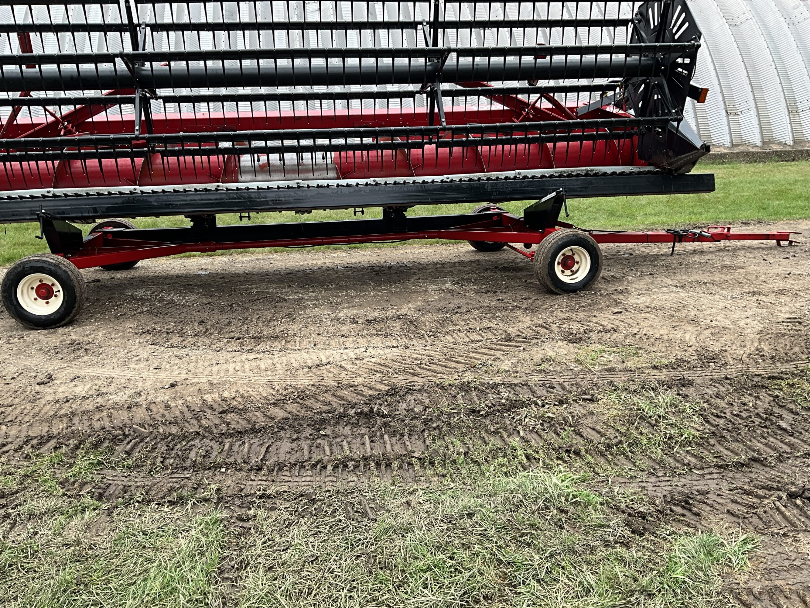 E-Z Trail 680 Equipment Image0