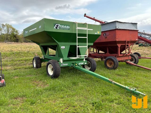 Image of E-Z Trail 230 equipment image 2