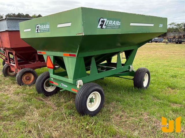 Image of E-Z Trail 230 equipment image 3