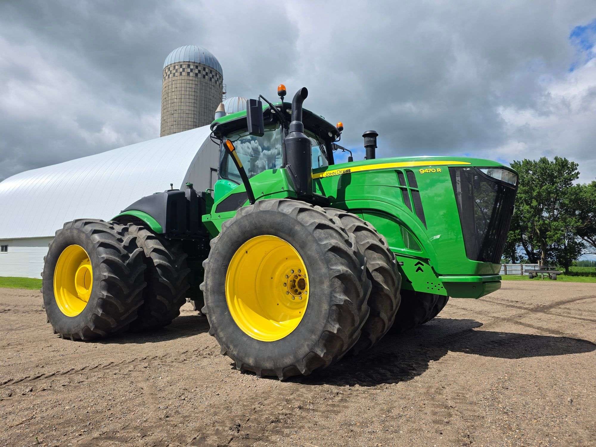 2018 John Deere 9470R Equipment Image0