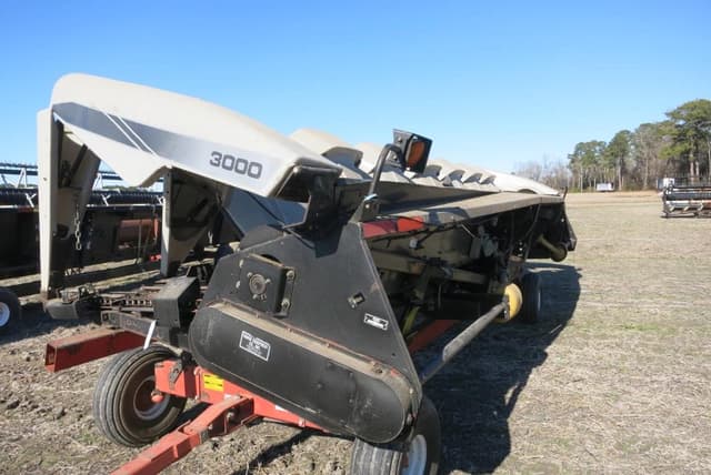 Image of AGCO 3000 equipment image 3