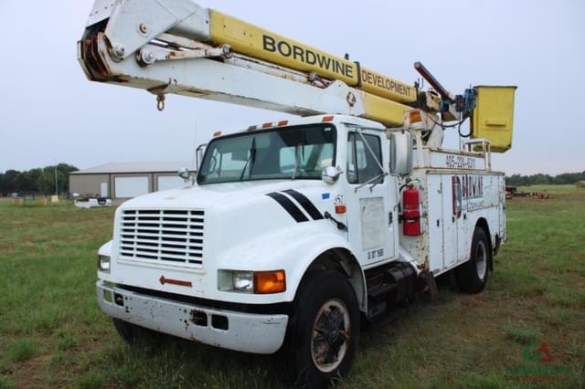 Image of International 4900 equipment image 1