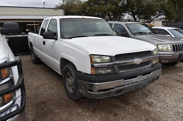 Image of Chevrolet 1500 equipment image 1