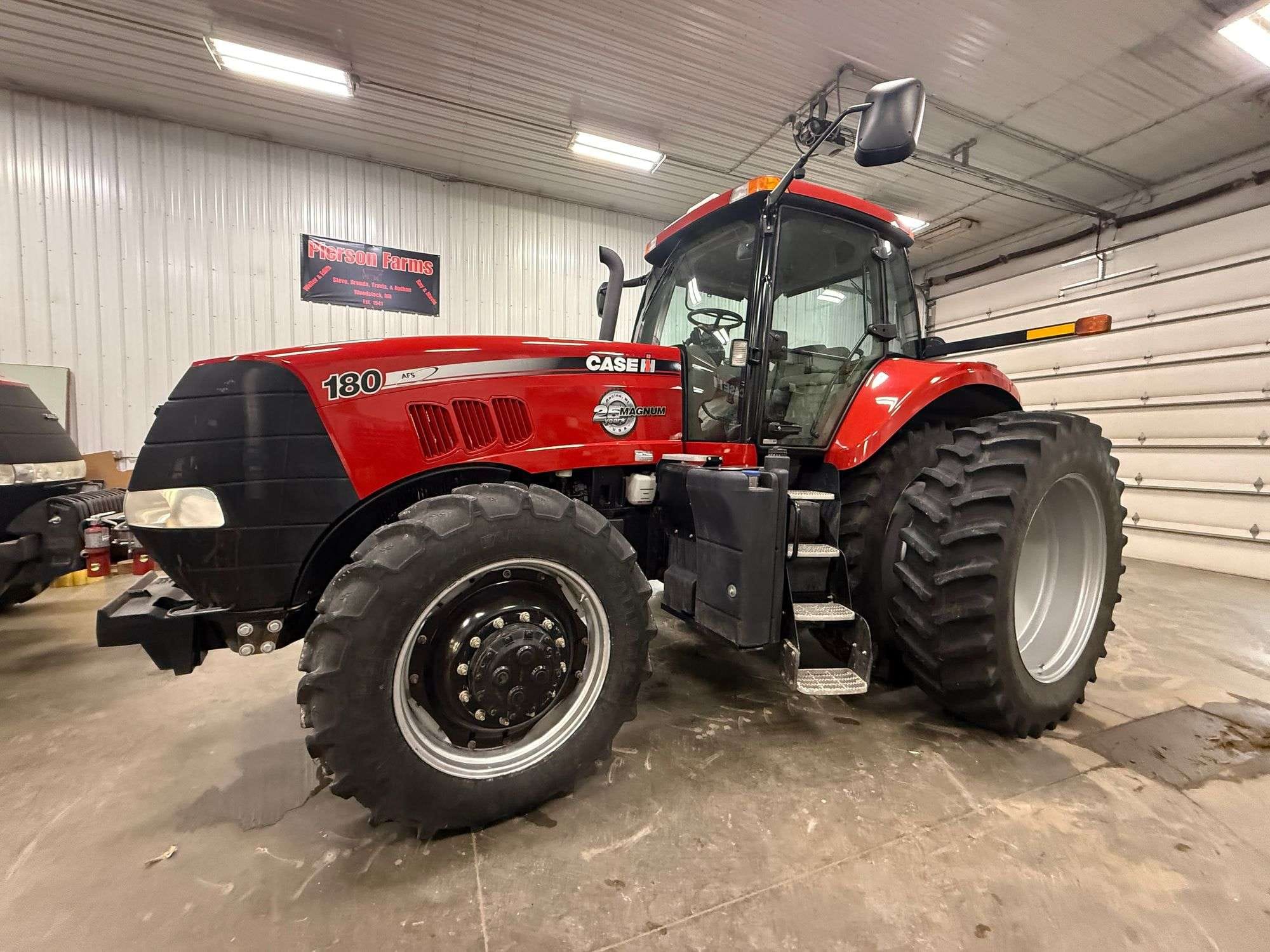 2013 Case IH Magnum 180 Equipment Image0