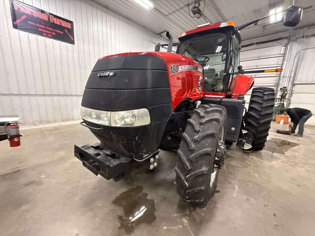 Image of Case IH Magnum 180 equipment image 2