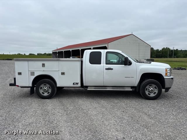 Image of Chevrolet 2500HD equipment image 3