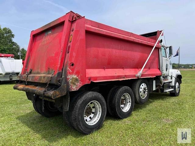 Image of Western Star 4700SF equipment image 3
