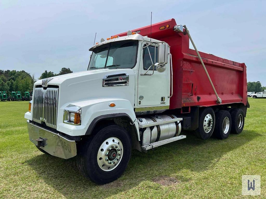 Image of Western Star 4700SF Primary image