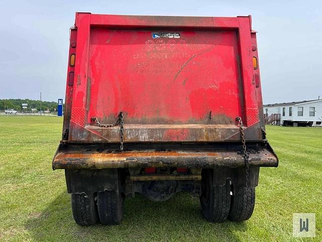 Image of Western Star 4700SF equipment image 4