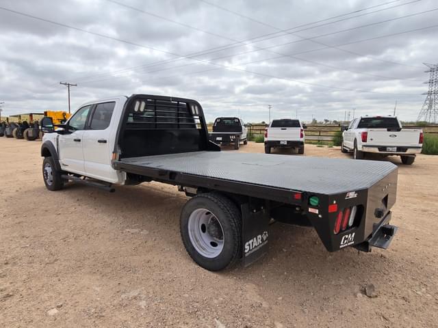 Image of Ford F-550 equipment image 2