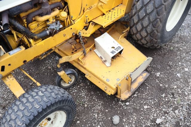 Image of International Harvester Cub Lo-Boy equipment image 3
