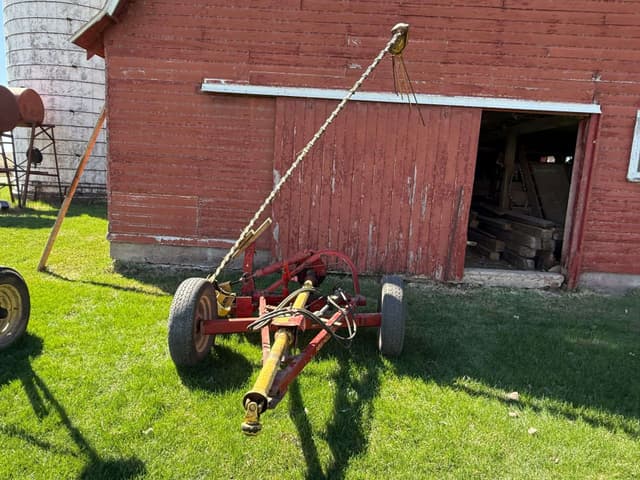Image of New Holland 456 equipment image 1