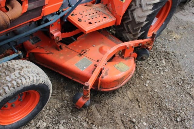 Image of Kubota B1550 equipment image 3