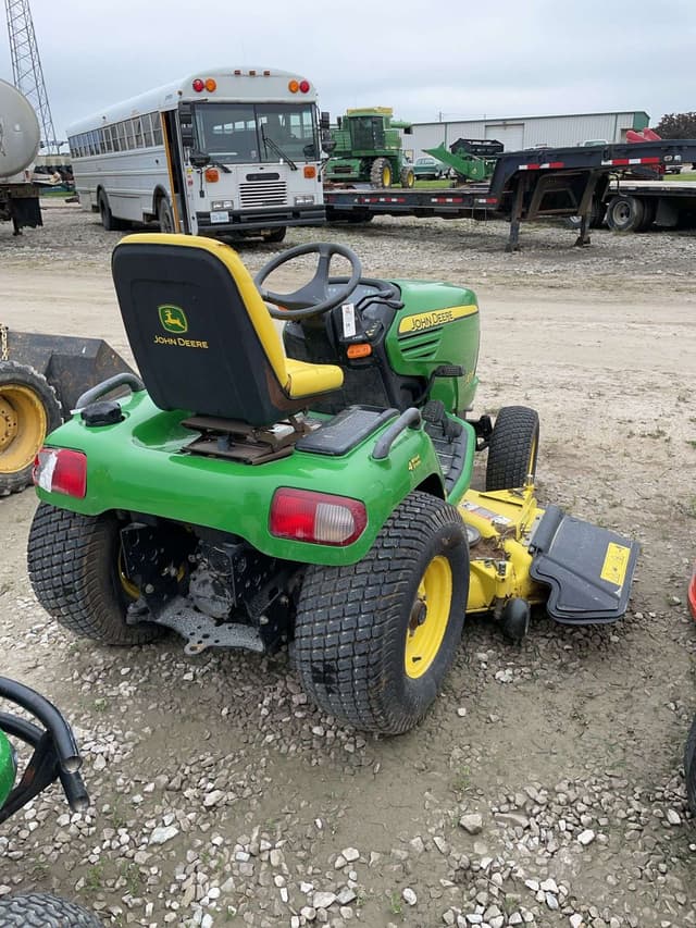 Image of John Deere X724 equipment image 4