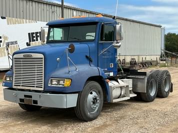 Main image Freightliner FLD112