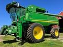 John Deere S550 Image