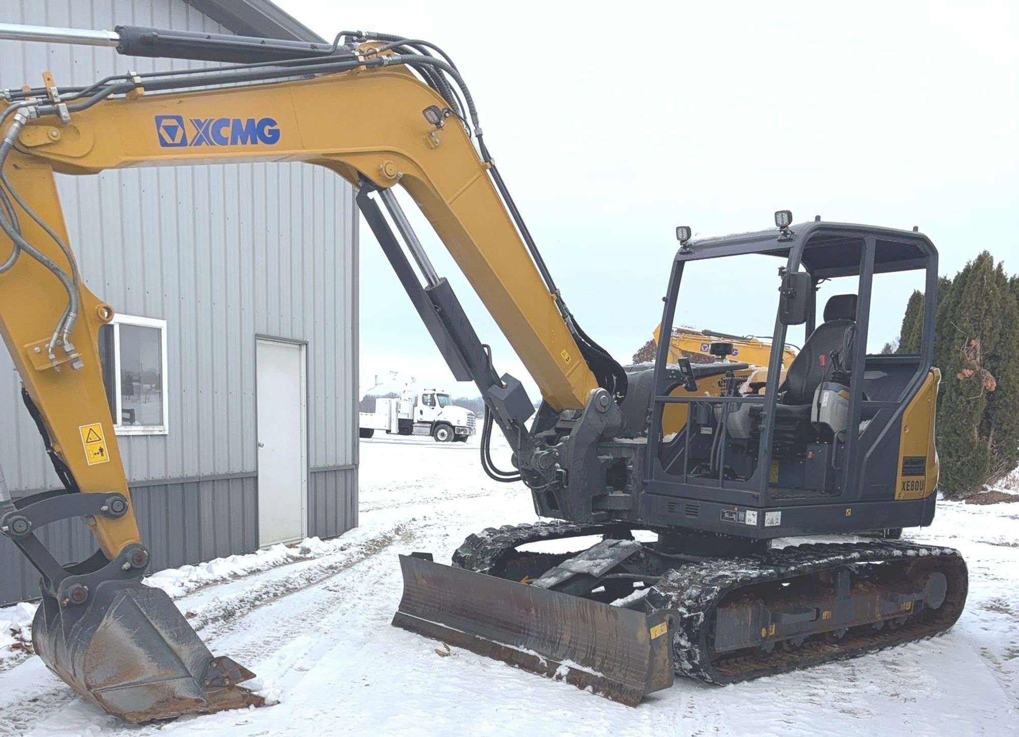 2022 XCMG XE80U Equipment Image0