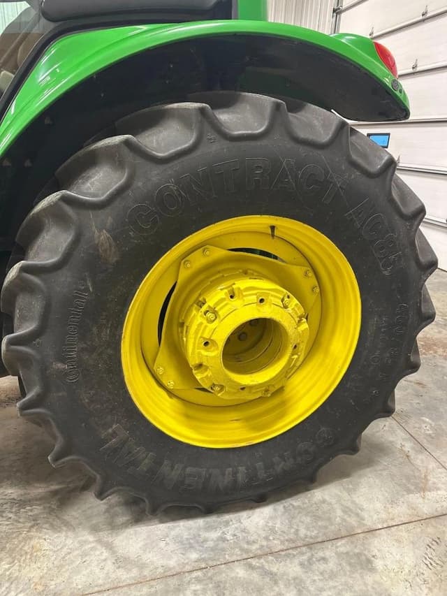 Image of John Deere 6230 equipment image 4