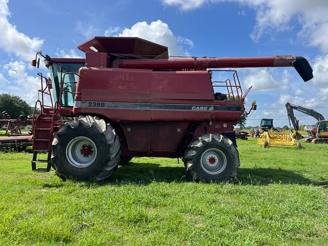 Image of Case IH 2388 equipment image 4