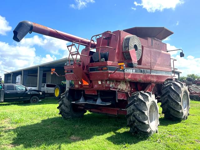 Image of Case IH 2388 equipment image 2
