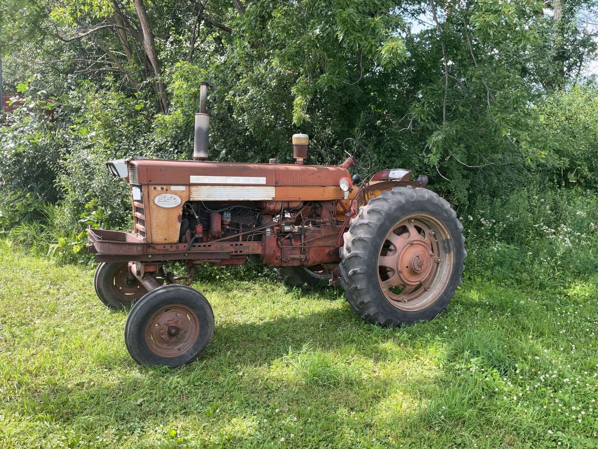 Farmall 560  Equipment Image0