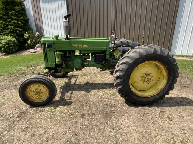Image of John Deere 420 equipment image 1