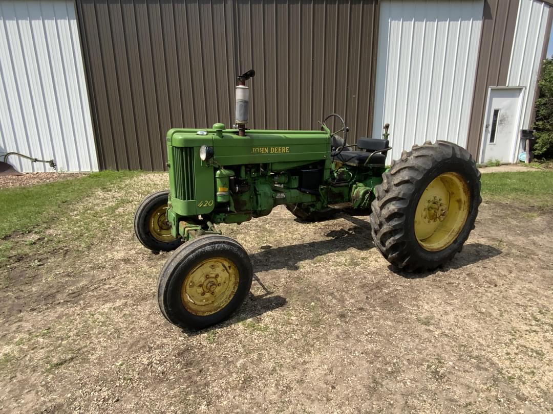 Image of John Deere 420 Primary image