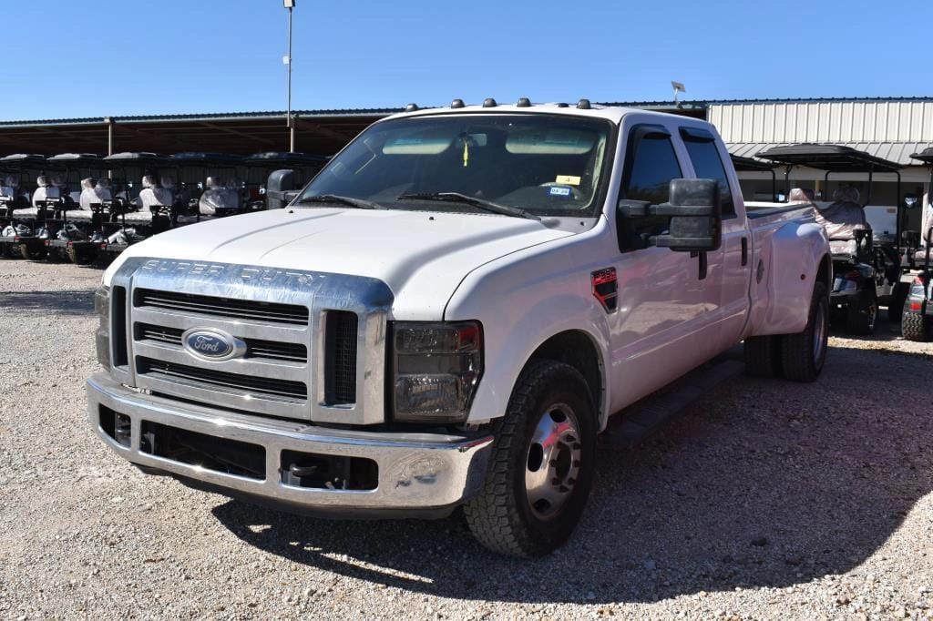 2008 Ford F-350 Equipment Image0