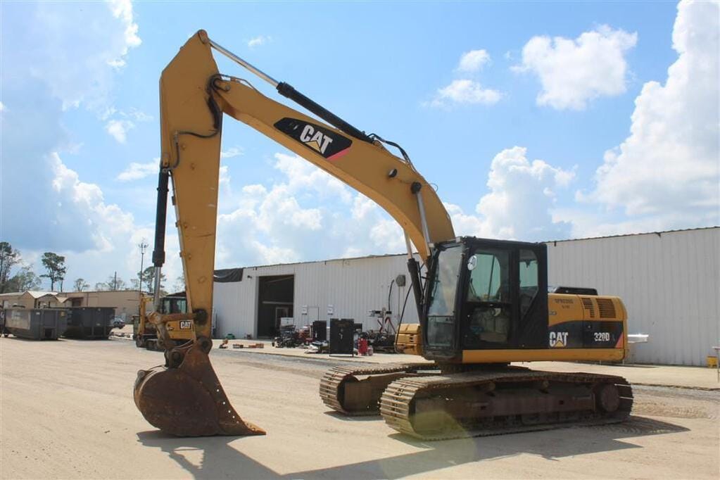 Main image Caterpillar 320DL