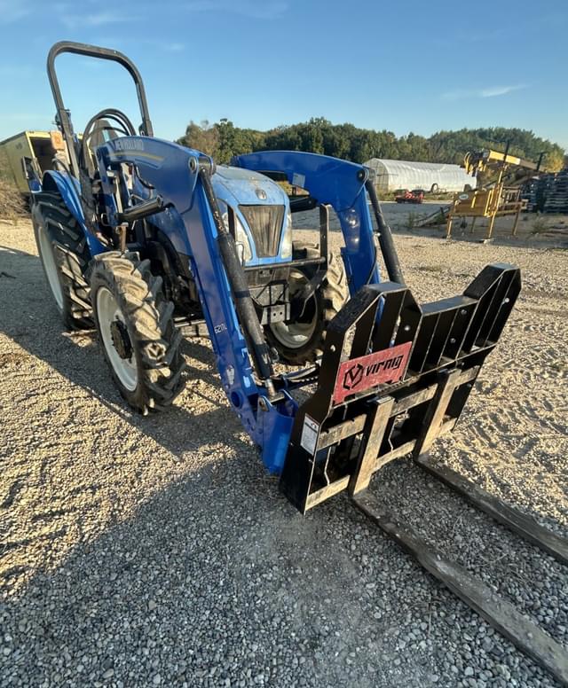 Image of New Holland Workmaster 70 equipment image 4