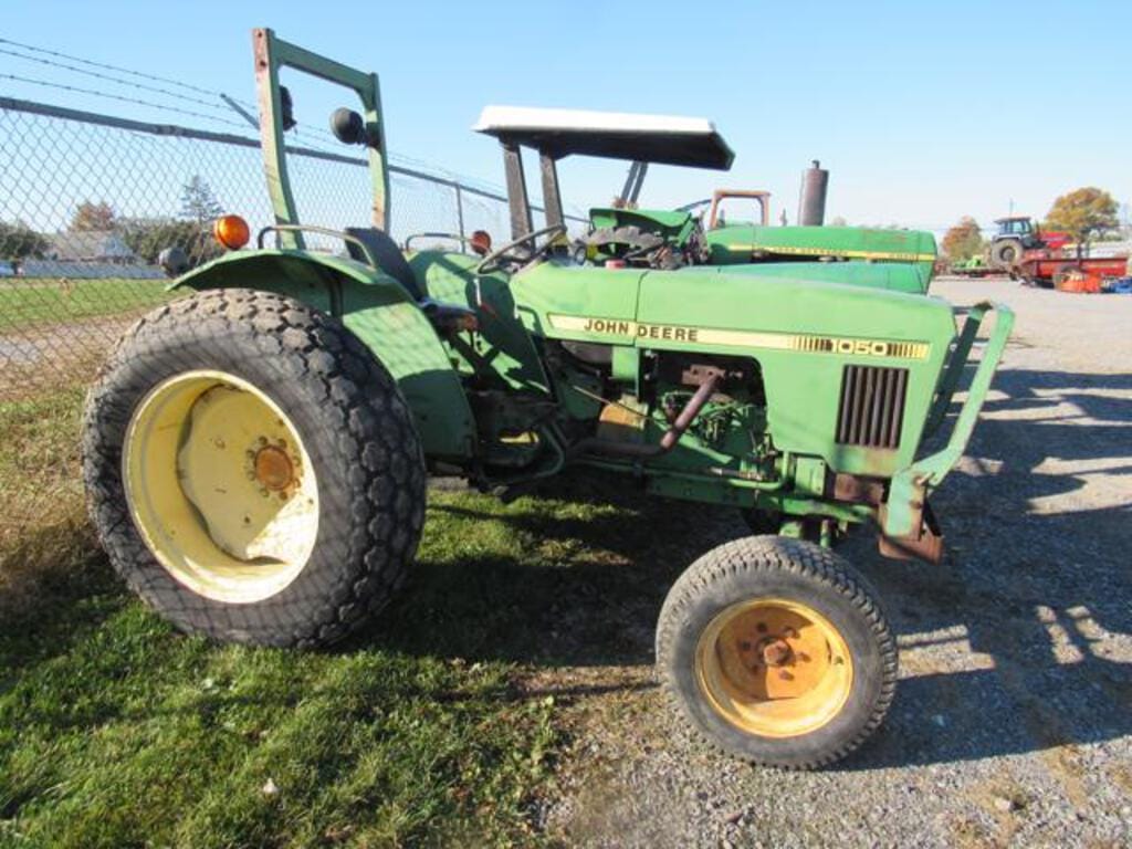 Main image John Deere 1050