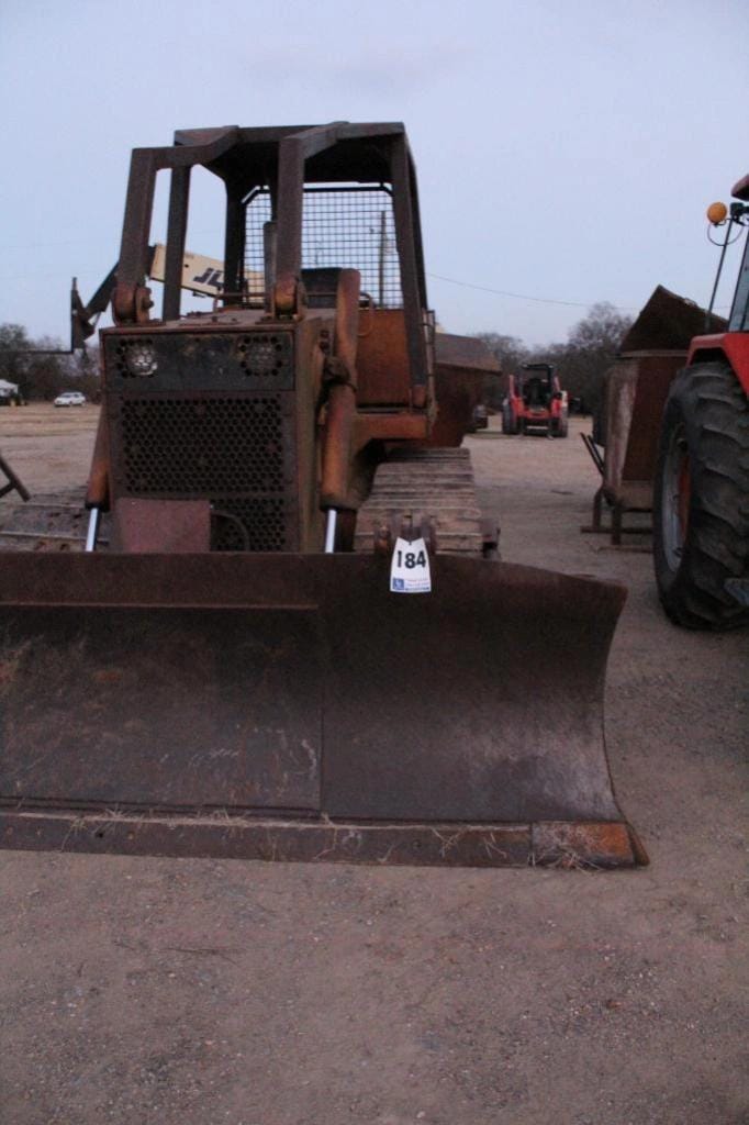 Case 1150B Equipment Image0