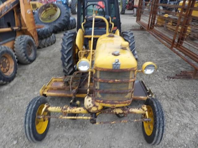 Image of International Harvester Cub Lo-Boy equipment image 1