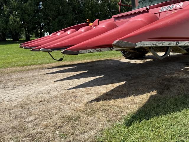 Image of Case IH 3206 equipment image 4