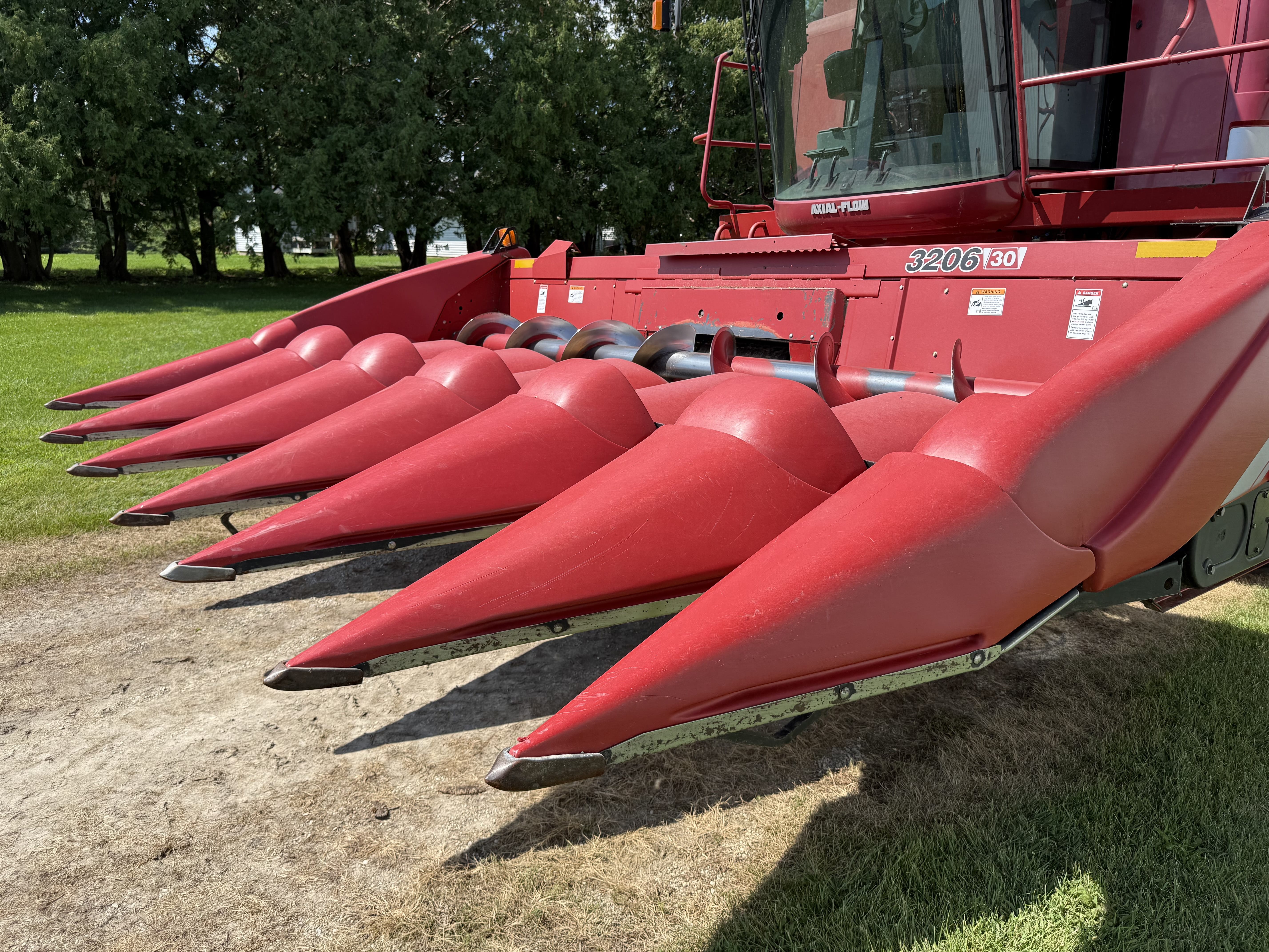 2012 Case IH 3206 Equipment Image0