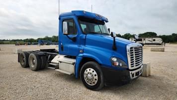 Main image Freightliner Cascadia 125