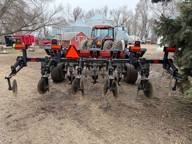 Image of Case IH Ecolo-Tiger 530B equipment image 3